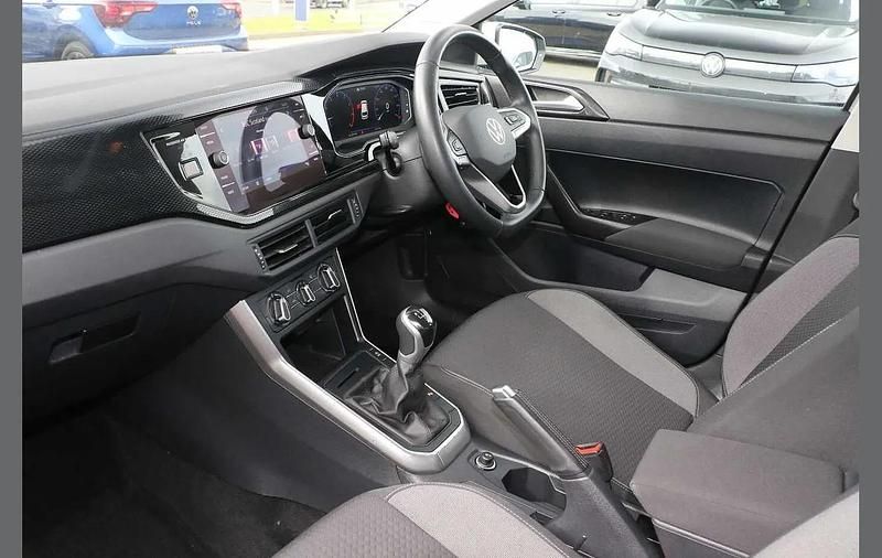 Used VW Polo Life 80 HP (58 kW) 2022 Grey Hatchback