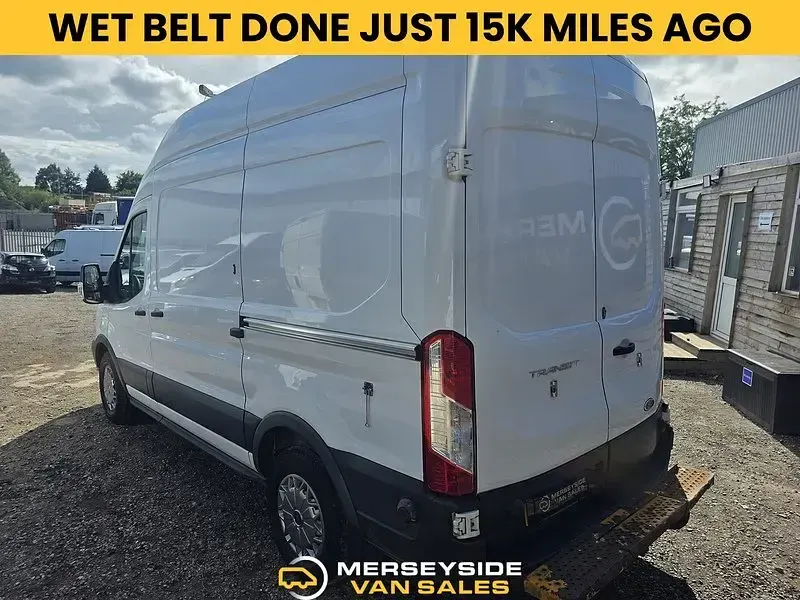 Used Ford Transit 130 HP (95 kW) 2018 White Van