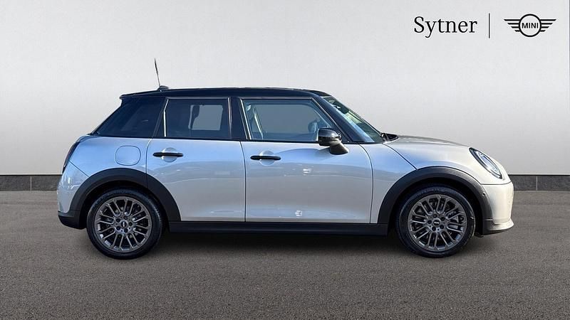 Usado Mini Cooper S Hatch 201 HP (147 kW) 2024 Prateado Citadino