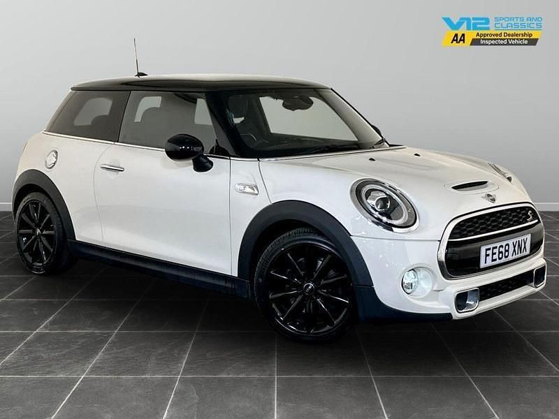 White Used 2018 Mini Cooper S Hatch Hatchback | £11,395 (Good price) - Image 1/2