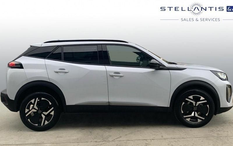 Used Peugeot 2008 Allure 131 HP (96 kW) 2024 White SUV