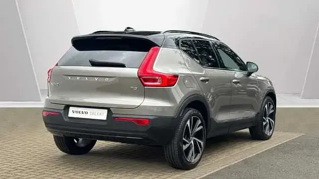 Used Volvo XC40 R-Design Pro 161 HP (118 kW) 2021 Grey SUV