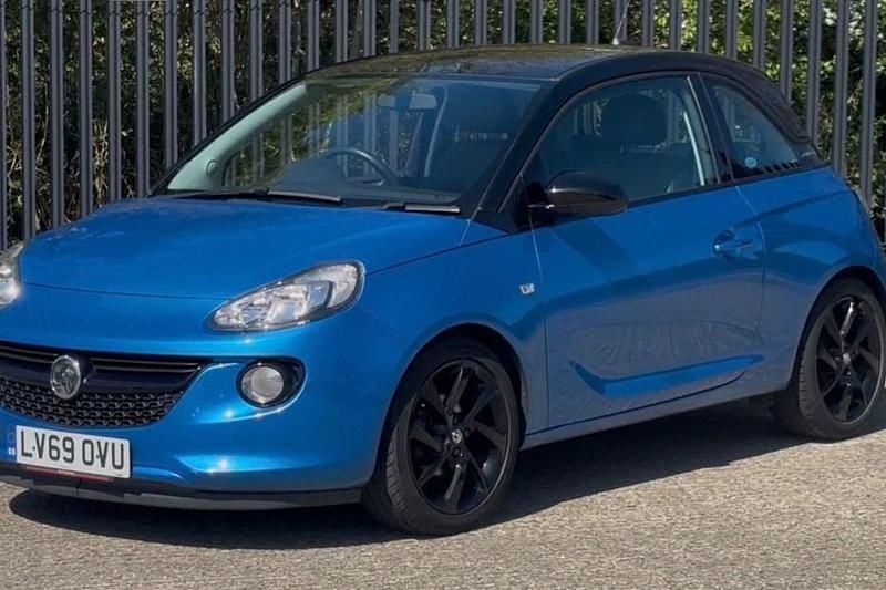 Second-hand Vauxhall Adam 70 CP (51 kW) 2019 Albastru Hatchback