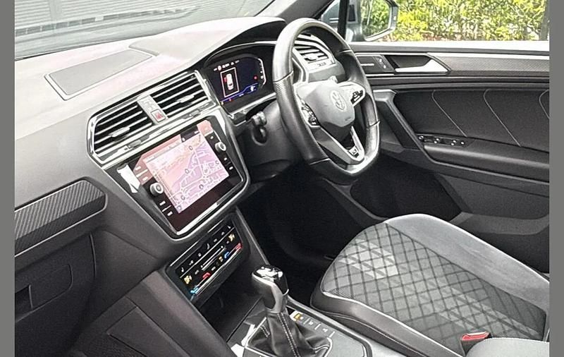 Used VW Tiguan R-line 147 HP (108 kW) 2023 Grey SUV