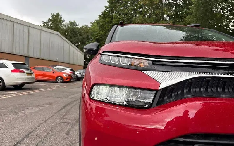 Used Citroën C3 Aircross PureTech 110 HP (80 kW) 2023 Red SUV