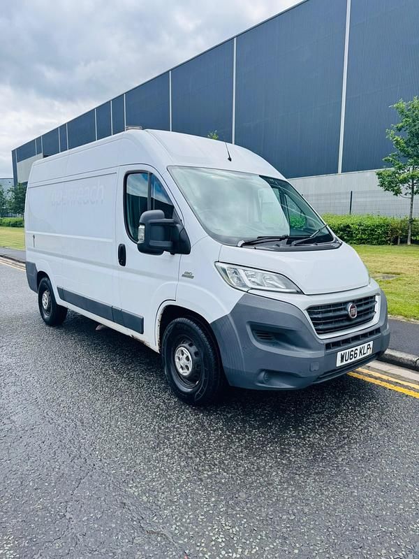 White Used 2016 Fiat Ducato Van | £5,990 (Fair price) - Image 1/4