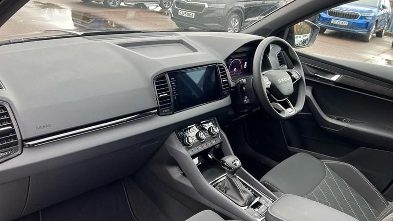 Used Skoda Karoq SportLine 150 HP (110 kW) 2025 Black magic pearlescent SUV