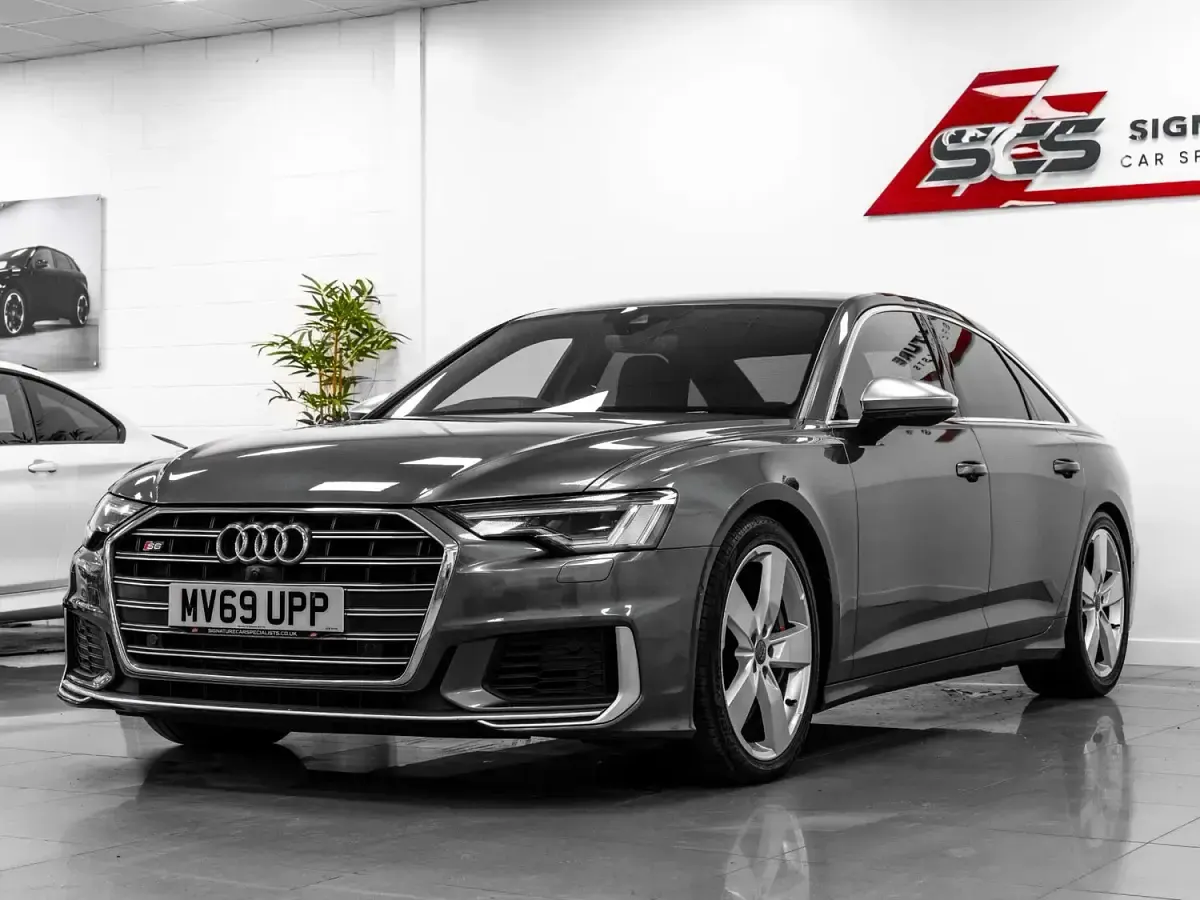 Used Audi A6 Comfort 349 HP (256 kW) 2019 Grey Sedan