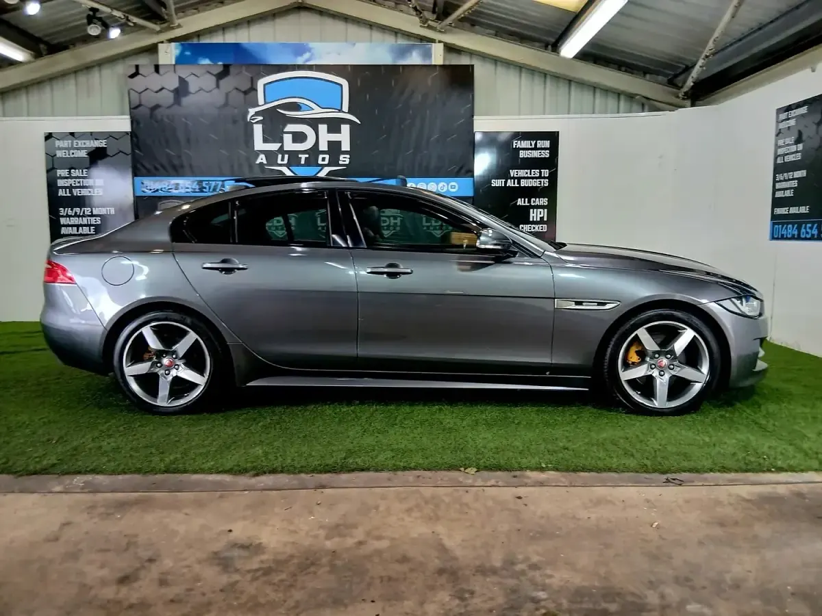 Used Jaguar XE R-Sport 180 HP (132 kW) 2016 Grey Sedan