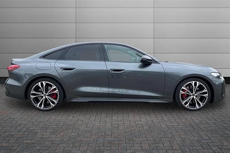 Used Audi A5 Advanced 367 HP (269 kW) 2024 Daytona grey Estate