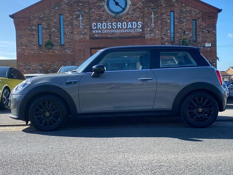 Used Mini Cooper S Hatch 135 kW (184 HP) 2021 Moonwalk grey Hatchback