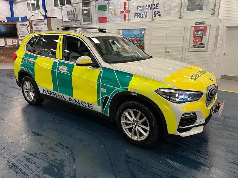 Used BMW X5 xLine 286 HP (210 kW) 2021 White SUV