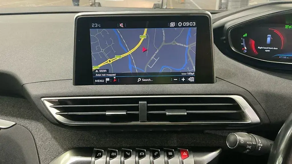 Used Peugeot 5008 Allure 130 HP (95 kW) 2019 SUV