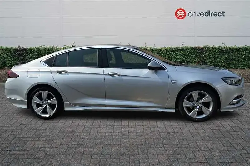 Used Vauxhall Insignia SRi 2019 Silver Hatchback