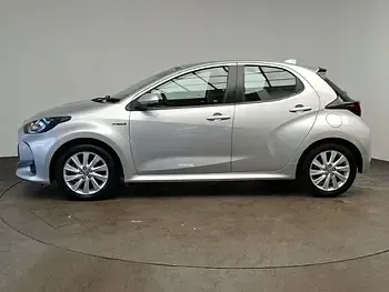 Used Toyota Yaris 116 HP (85 kW) 2020 Silver Hatchback