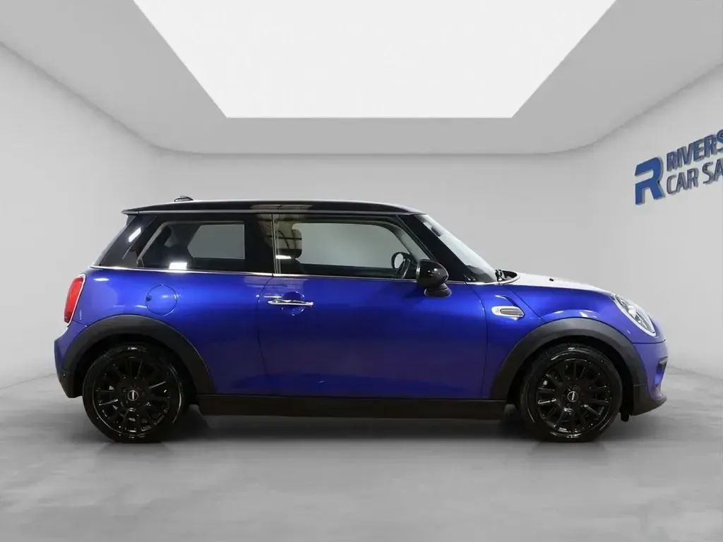 Used Mini Cooper Hatch 136 HP (100 kW) 2018 Blue Hatchback