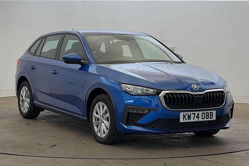 Race blue metallic Used 2025 Skoda Scala SE Hatchback | £17,490 (Fair price) - Image 1/4
