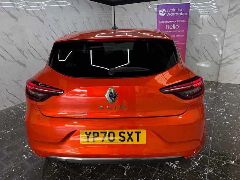 Used Renault Clio V Iconic 100 HP (73 kW) 2020 Orange Hatchback