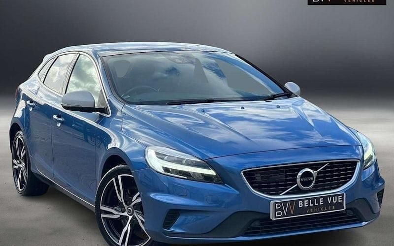 Second-hand Volvo V40 R-Design Pro 150 CP (110 kW) 2018 Hatchback