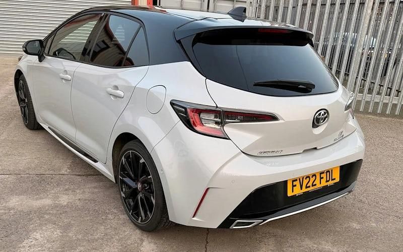 Used Toyota Corolla Sport 184 HP (135 kW) 2022 Grey/black Hatchback