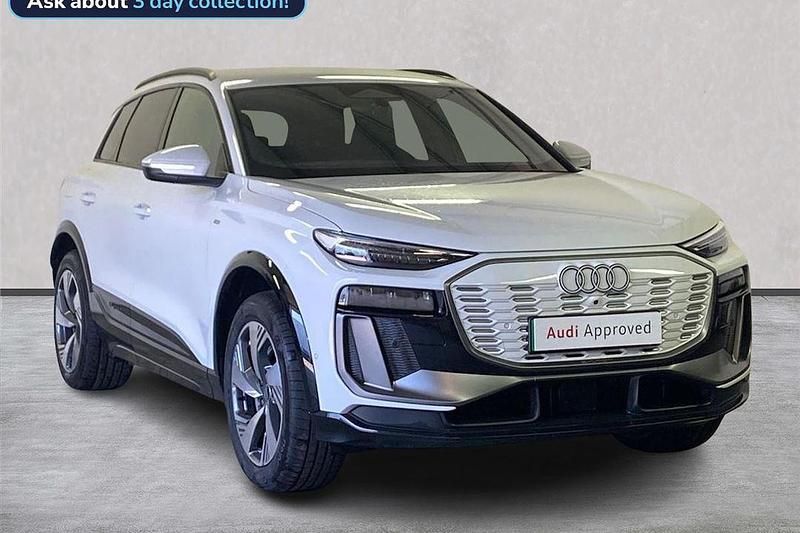 White Used 2025 Audi Q6 e-tron S-Line SUV | £53,701 (Super price) - Image 1/4