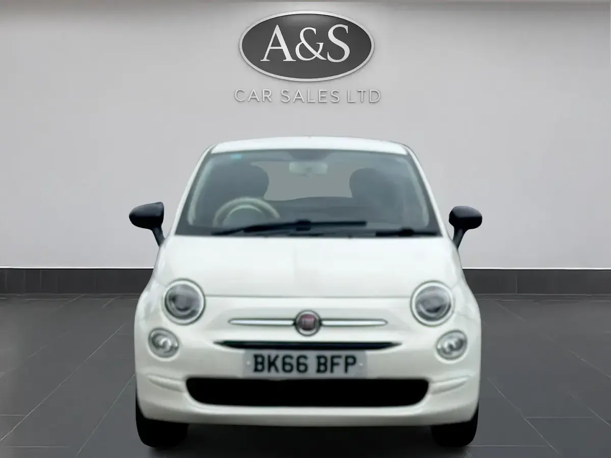 Used Fiat 500 Pop 69 HP (50 kW) 2016 White Hatchback