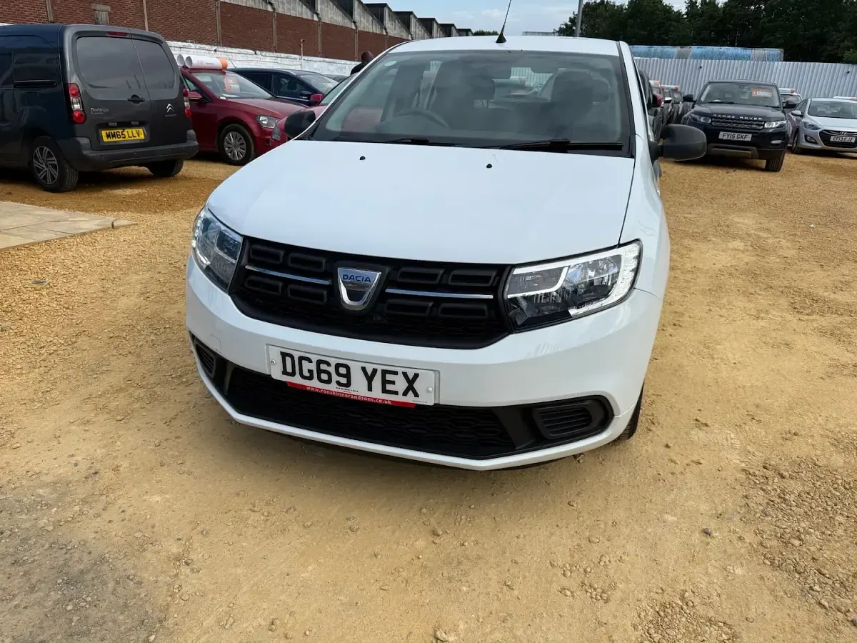 Used Dacia Sandero Essentiel 2019 White Hatchback