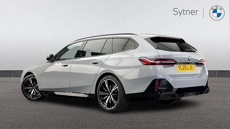 Used BMW 530e M Sport 295 HP (216 kW) 2025 Grey Estate