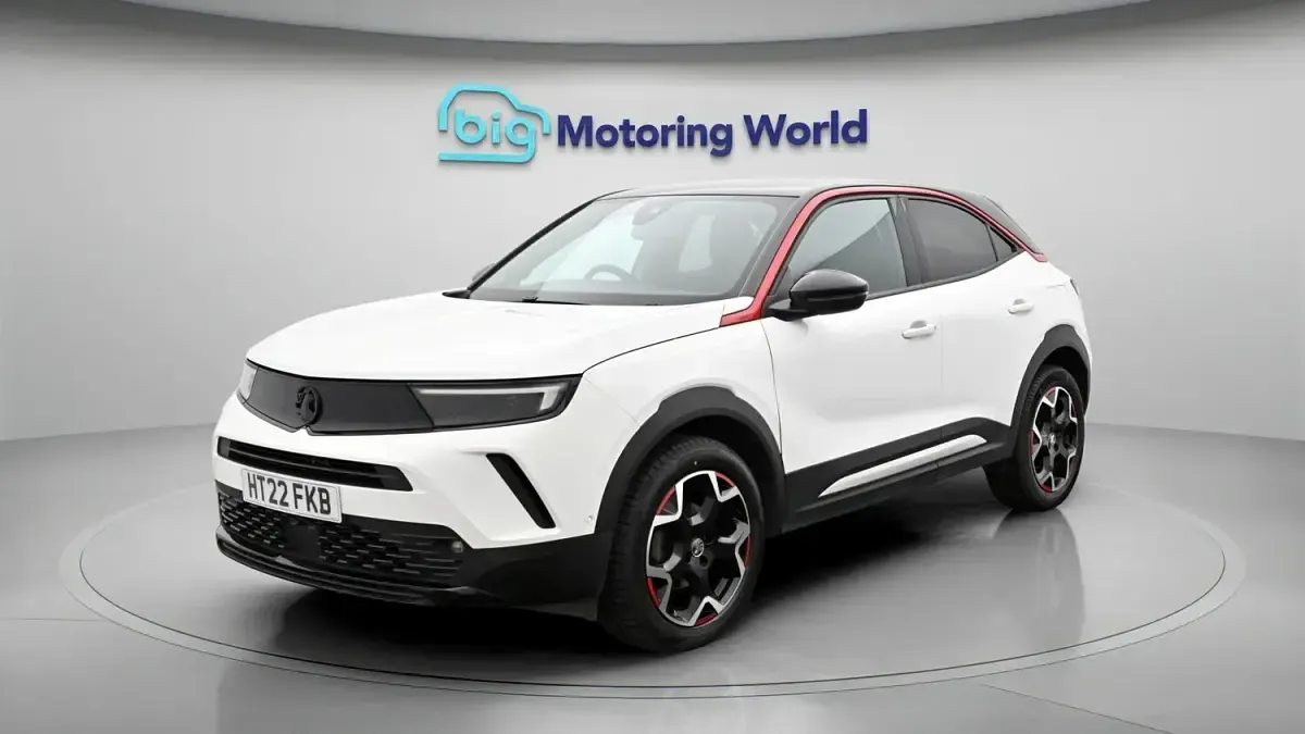 Used Vauxhall Mokka SRi 2022 White SUV