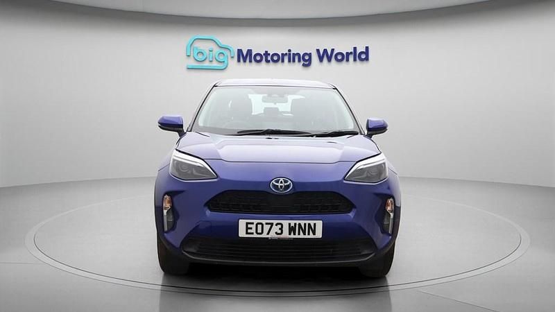 Used Toyota Yaris Cross 116 HP (85 kW) 2023 Blue SUV