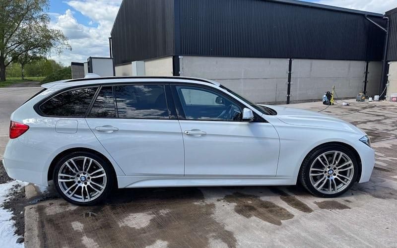 Used BMW 320 M Sport 184 HP (135 kW) 2013 White Estate