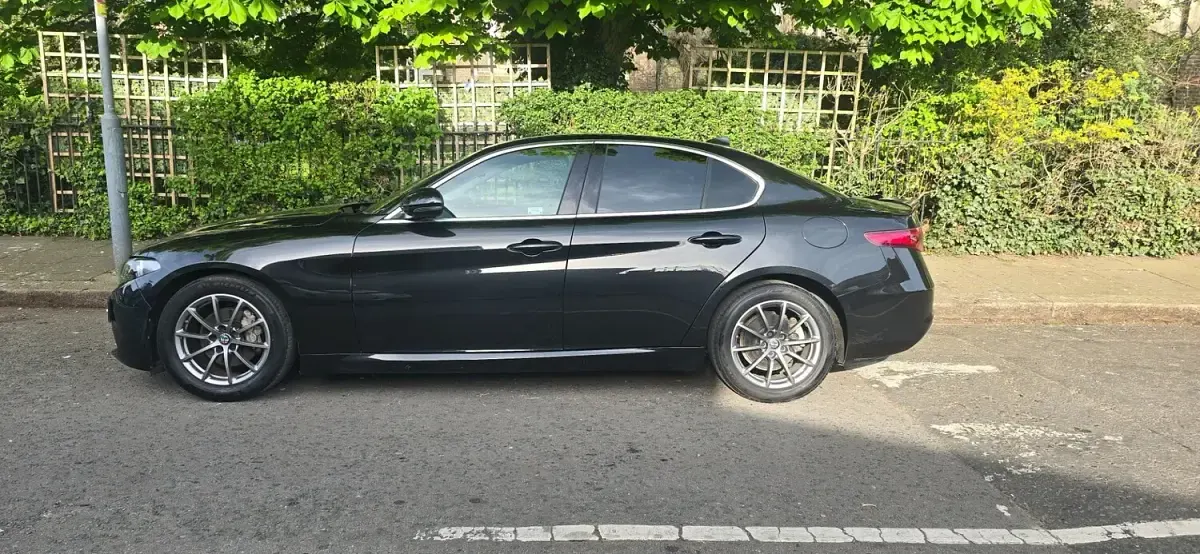 Used Alfa Romeo Giulia 2018 Black Sedan