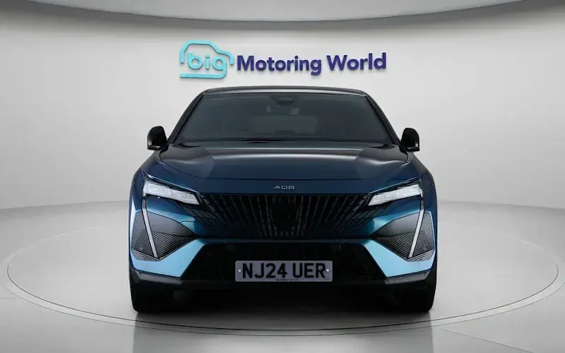 Usado Peugeot 408 GT 131 CV (96 kW) 2024 Azul SUV