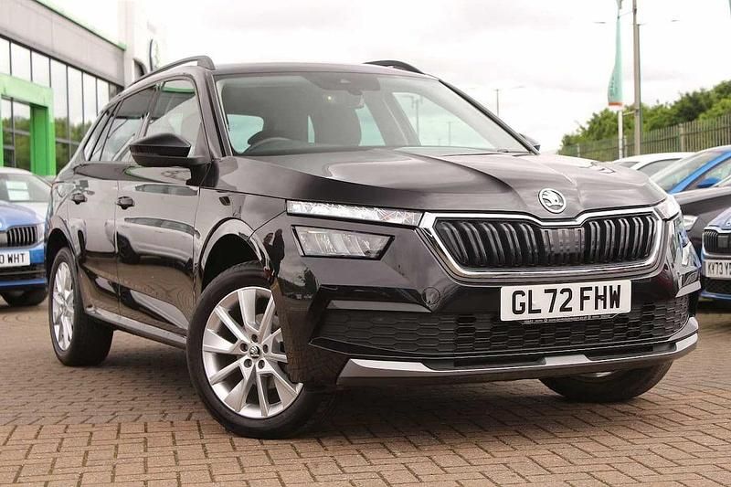Used Skoda 110 R SE Drive 81 HP (59 kW) 2023 Black magic pearl effect Estate