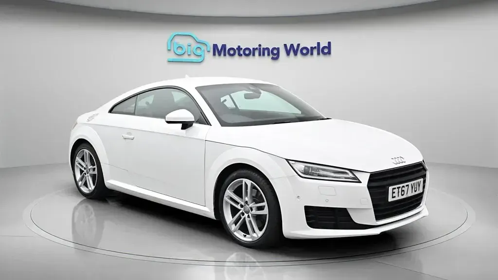 Begagnad Audi TT Comfort 230 HK (169 kW) 2017 Vit Sportkupé