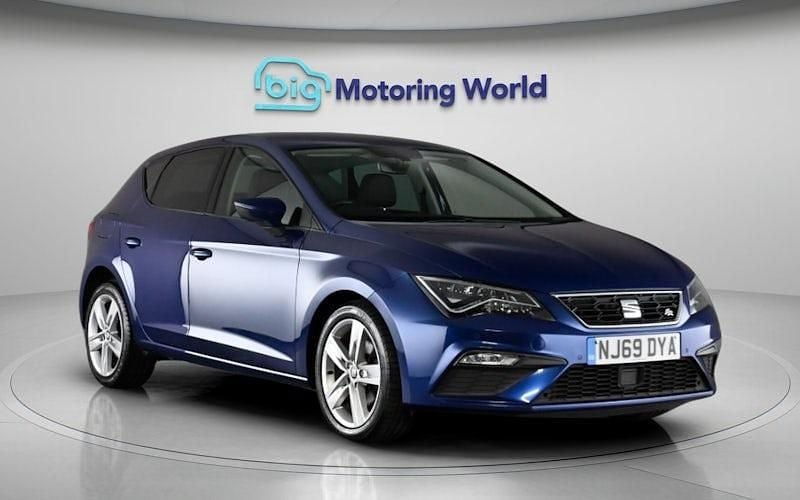 Used Seat Leon FR 150 HP (110 kW) 2019 Blue Hatchback