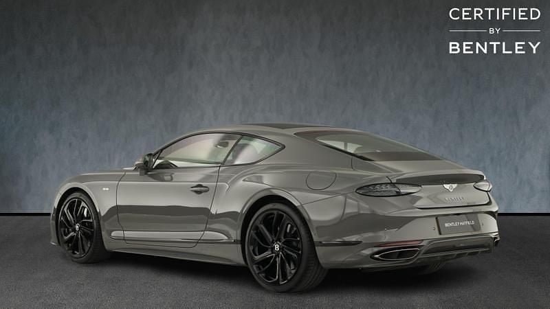 Begagnad Bentley Continental 2024 Grå Sportkupé