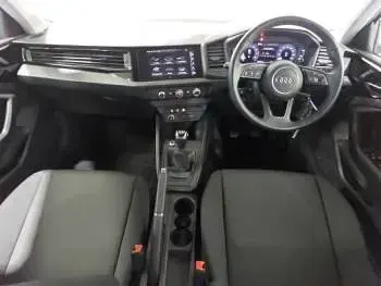 Usado Audi A1 Design 95 HP (69 kW) 2021 Branco SUV
