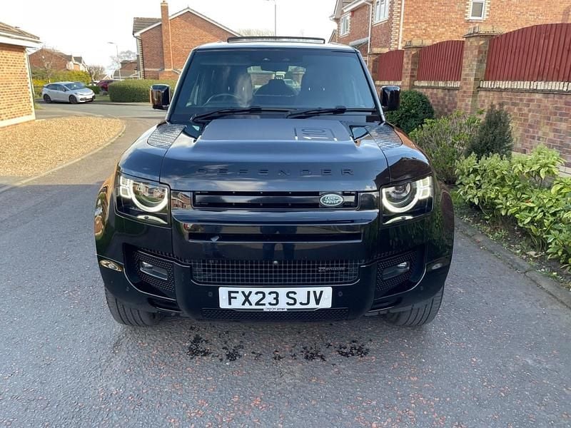 Used Land Rover Defender HSE Dynamic 2023 Black SUV