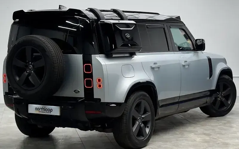 Used Land Rover Defender HSE Dynamic 404 HP (297 kW) 2024 SUV