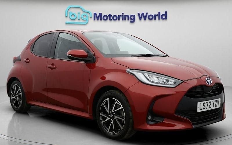 Used Toyota Yaris Hybrid Design 116 HP (85 kW) 2026 Hatchback