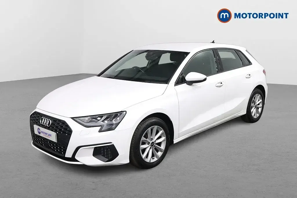 Używany Audi A3 2022 Biały Sedan/Limuzyna
