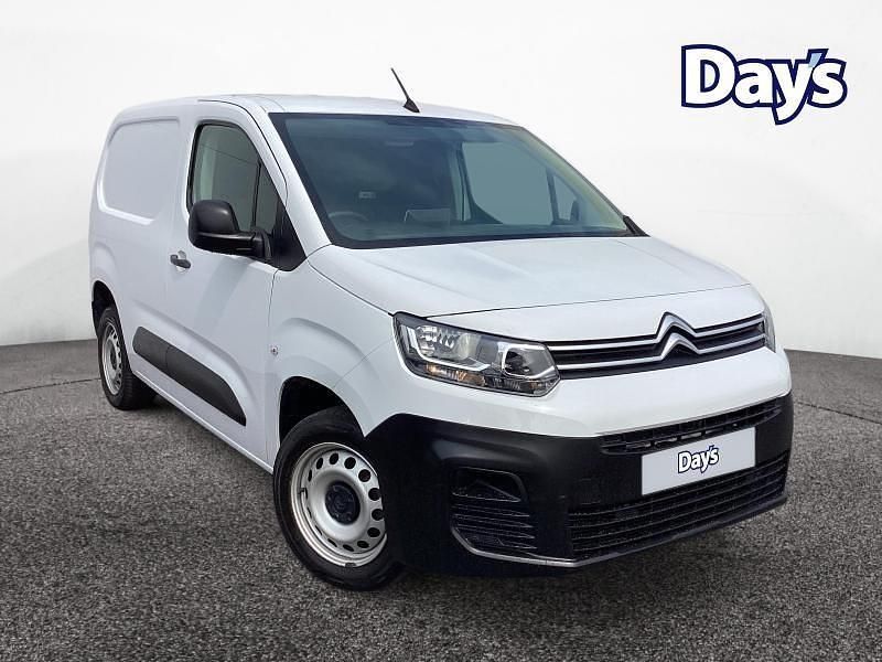 Used Citroën Berlingo 2022 White MPV