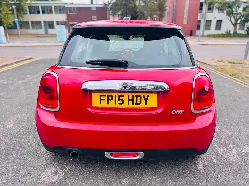 Used Mini ONE 102 HP (75 kW) 2015 Red Hatchback