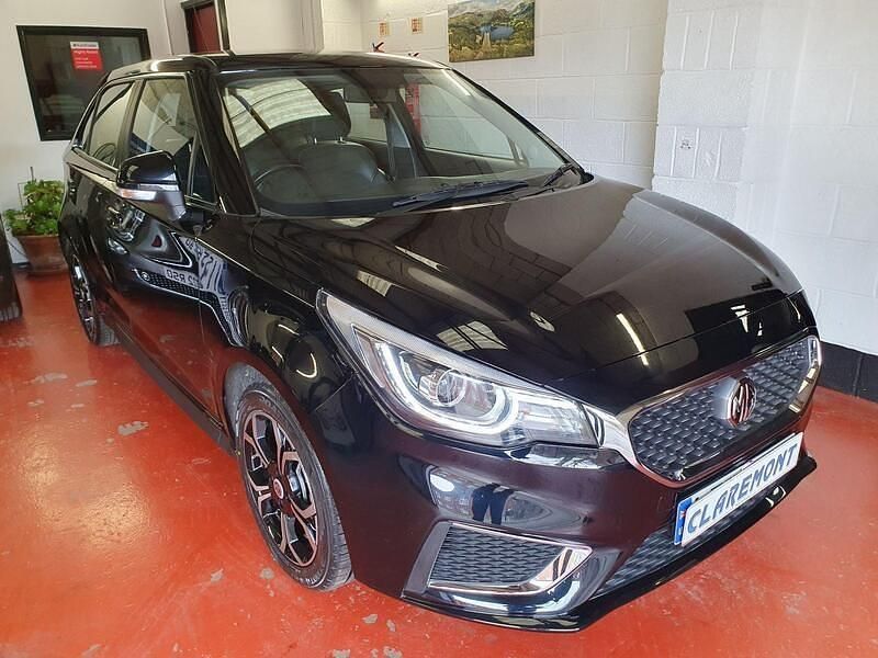 Used MG MG3 Exclusive 106 HP (77 kW) 2023 Black Hatchback