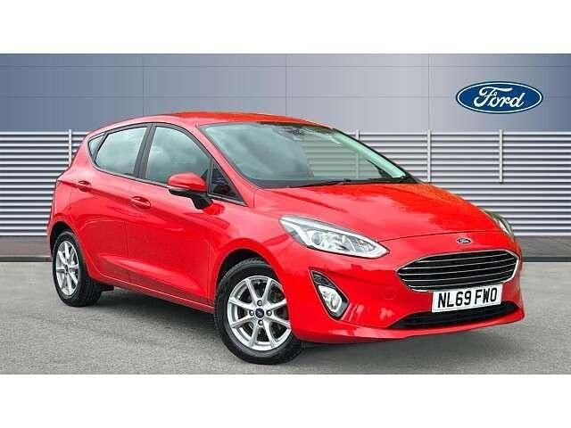 Red Used 2019 Ford Fiesta Zetec Hatchback | £9,572 (Fair price) - Image 1/4