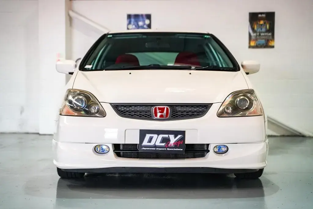 Used Honda Civic Type R 212 HP (155 kW) 2004 Hatchback