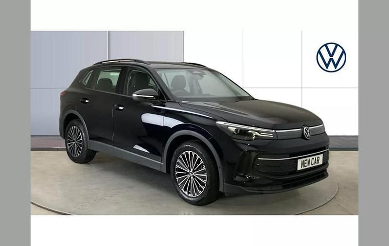 Other New 2024 VW Tiguan Life SUV | £35,400 (Super price) - Image 1/4