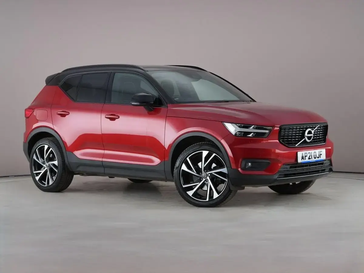 Used Volvo XC40 R-Design Pro 197 HP (144 kW) 2021 SUV