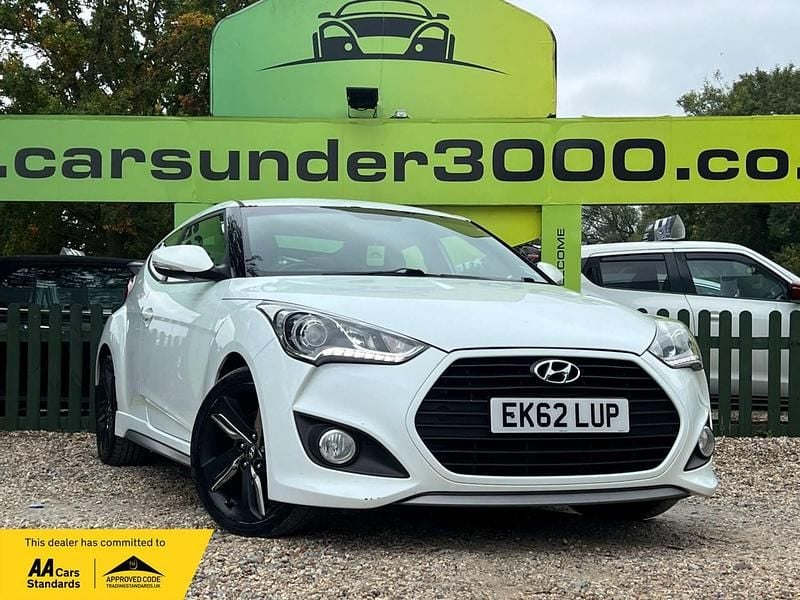 White Used 2012 Hyundai Veloster SE Hatchback | £3,950 - Image 1/4